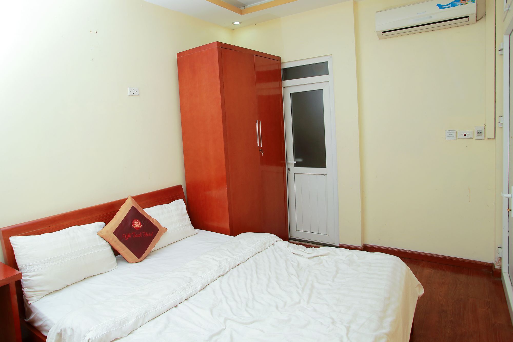 Reddoorz Near Hanoi Railway Station Exteriör bild