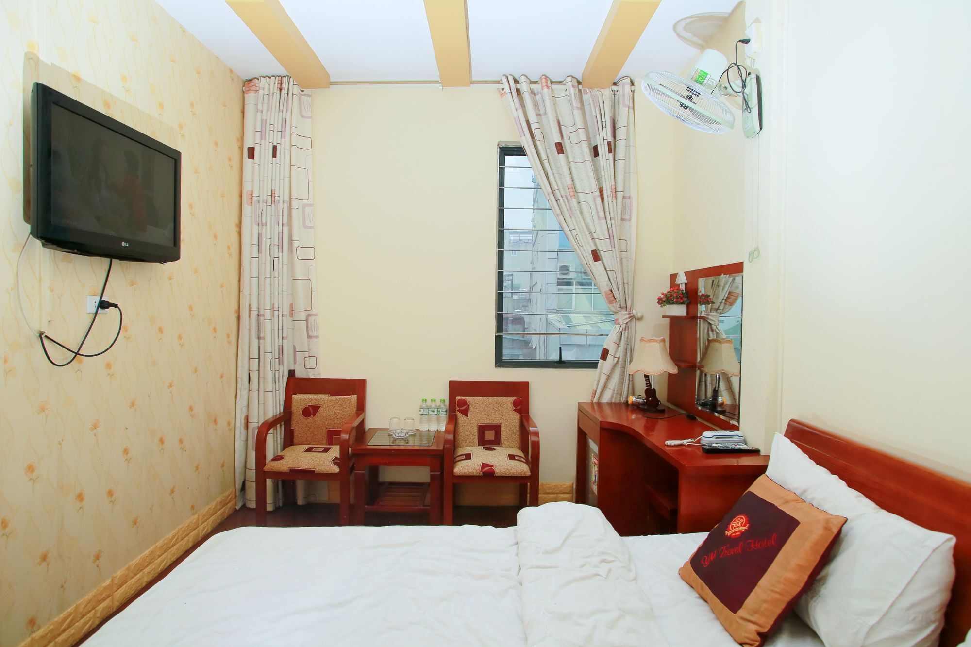 Reddoorz Near Hanoi Railway Station Exteriör bild