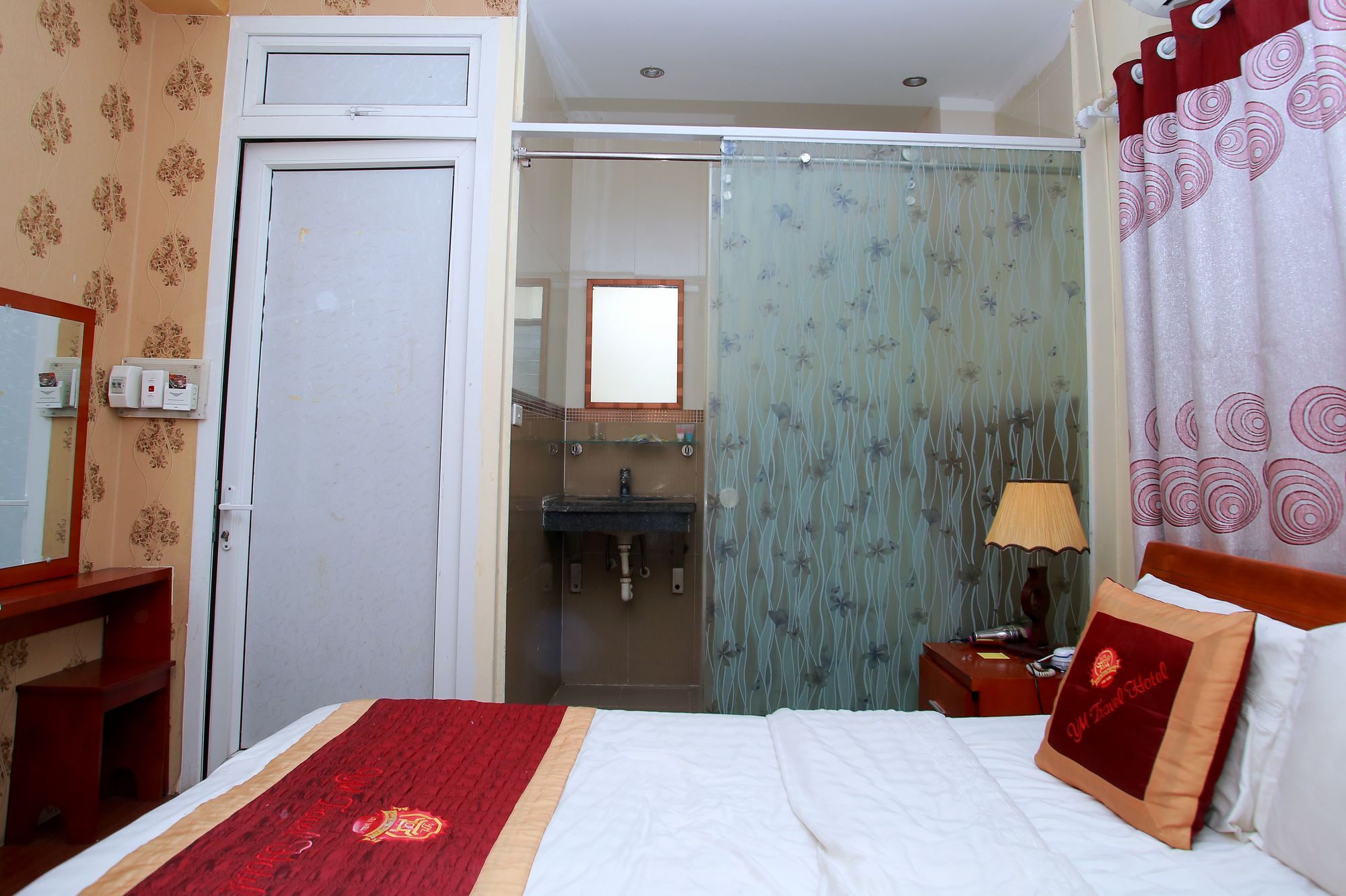 Reddoorz Near Hanoi Railway Station Exteriör bild