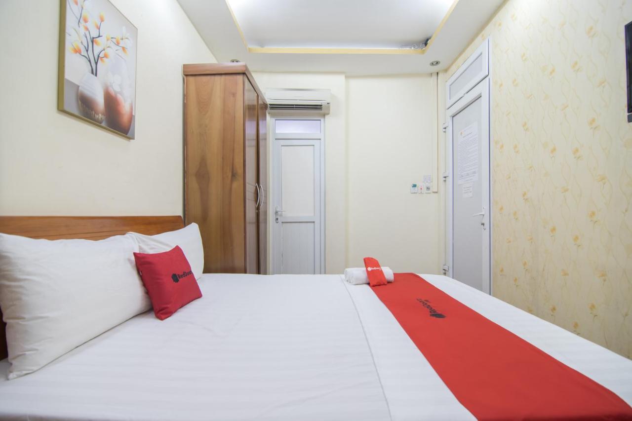 Reddoorz Near Hanoi Railway Station Exteriör bild